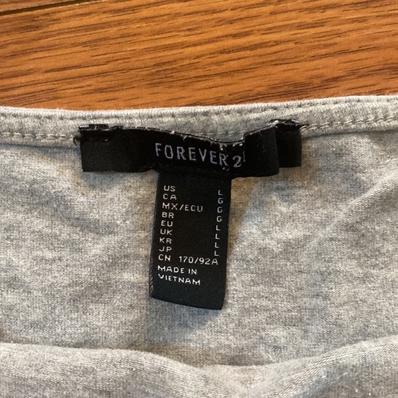 Forever 21 Light Gray Cropped Tank Top Size Large - Picture 3 of 5